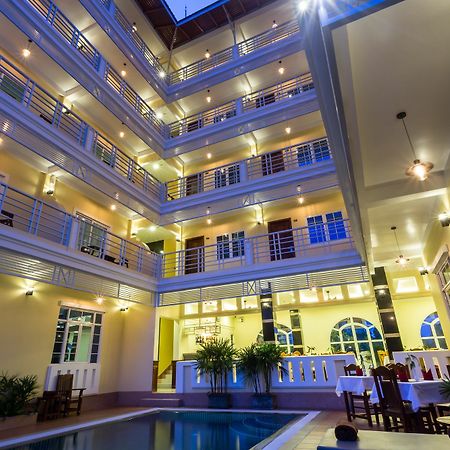 Grand Bayon Siem Reap Hotel Екстериор снимка