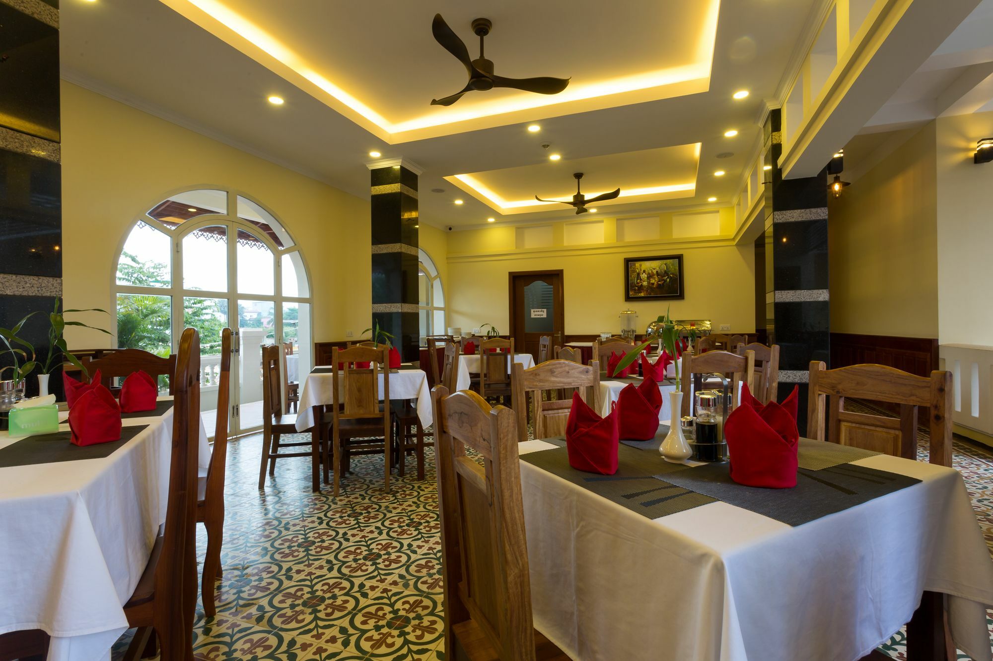 Grand Bayon Siem Reap Hotel Екстериор снимка
